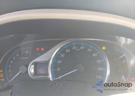 2011 Toyota Sienna Limited V6 z USA, uszkodzony, nr VIN 5TDYK3DC9BS167931